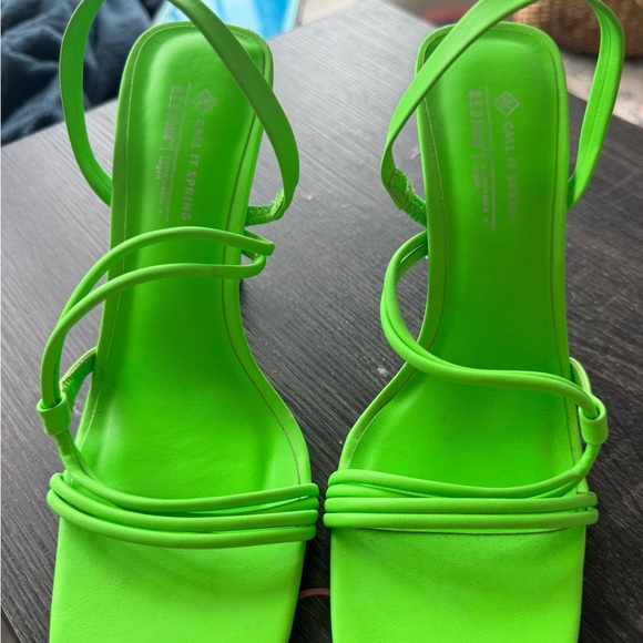 Call It Spring Women's Green Strappy Heels - Picture 4 of 7